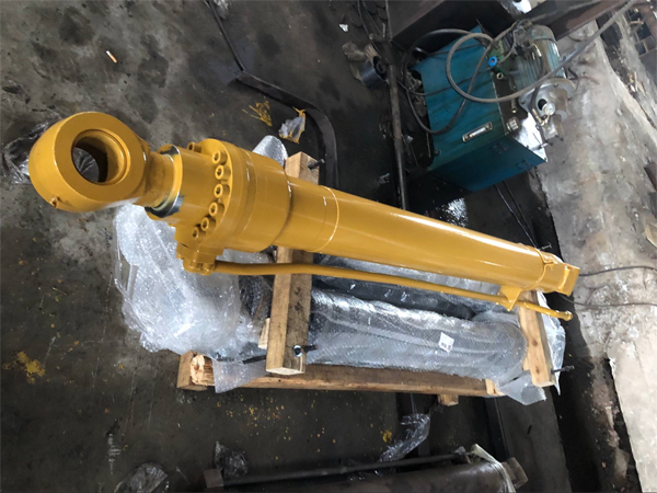 Sell hydraulic excavator boom Cylinder bucket cylinder and arm cylinder